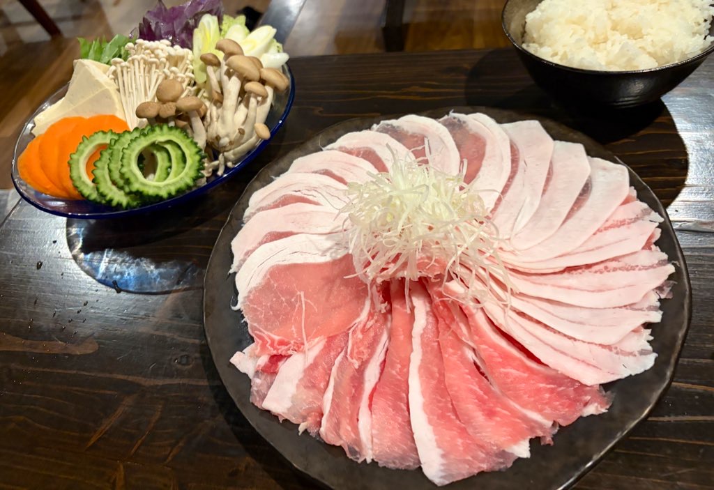 アグー豚のしゃぶしゃぶの写真です。