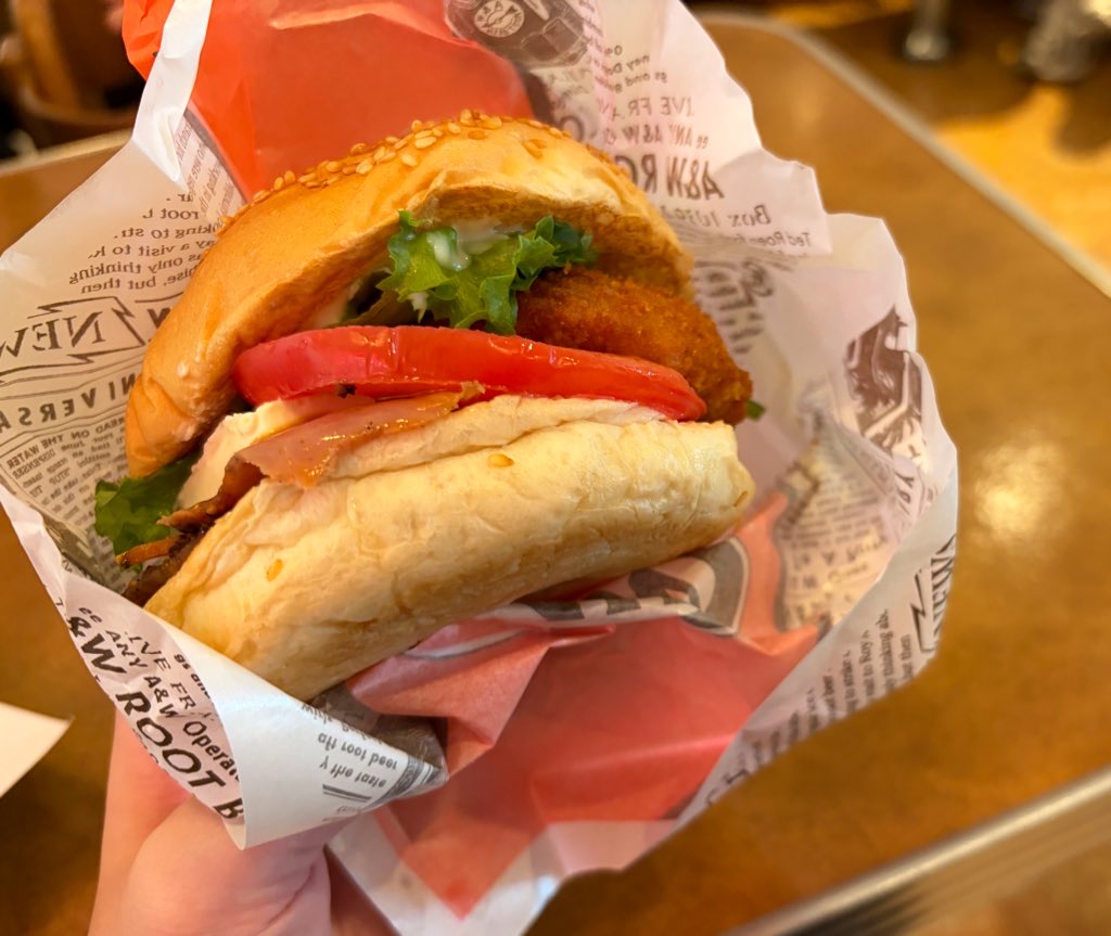 A&Wのバーガーの写真です。