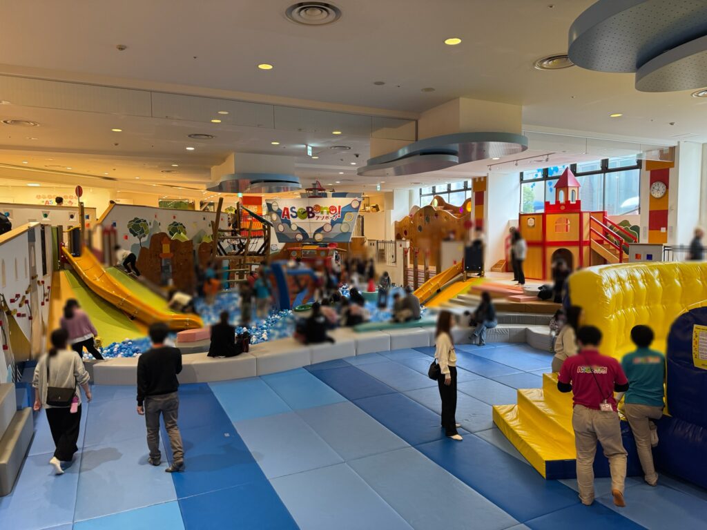 アソボーノのボールプールです。