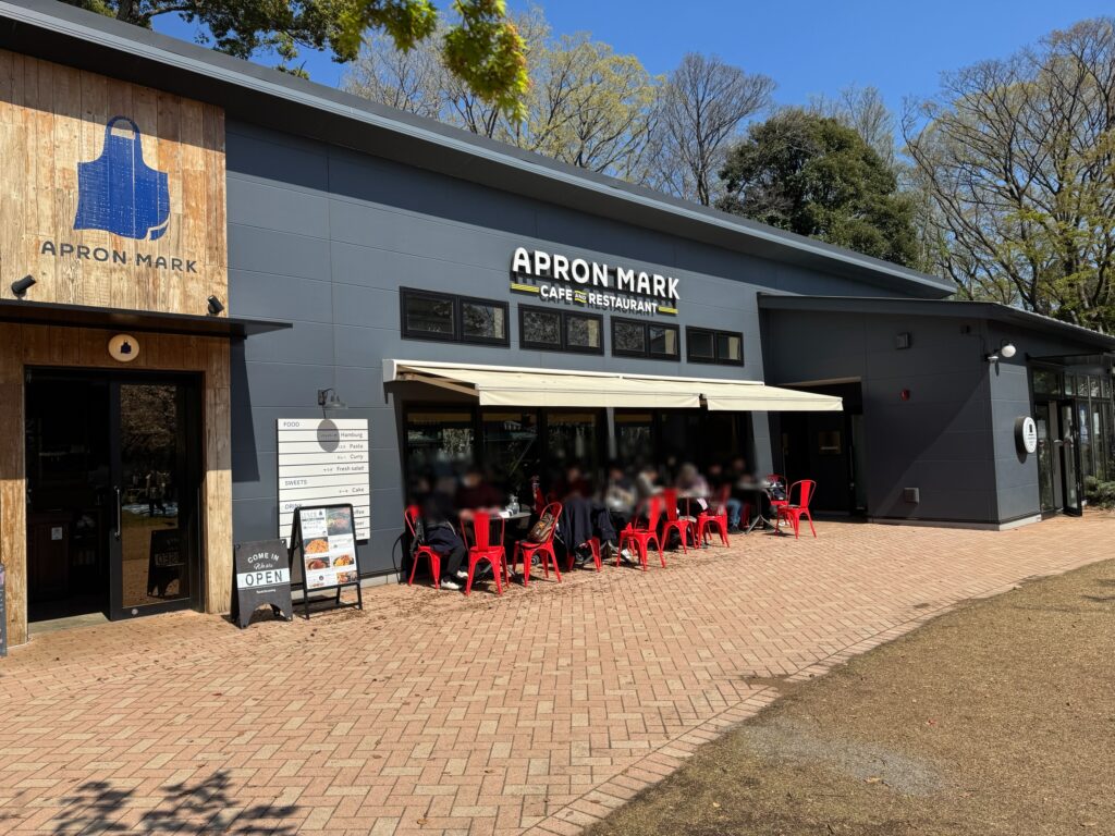 エプロンマークの外観です。