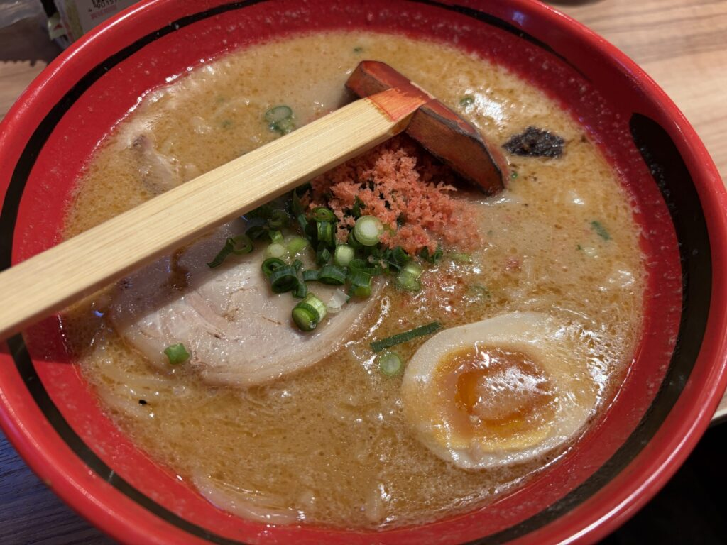 えびそば一幻のラーメンの写真です。