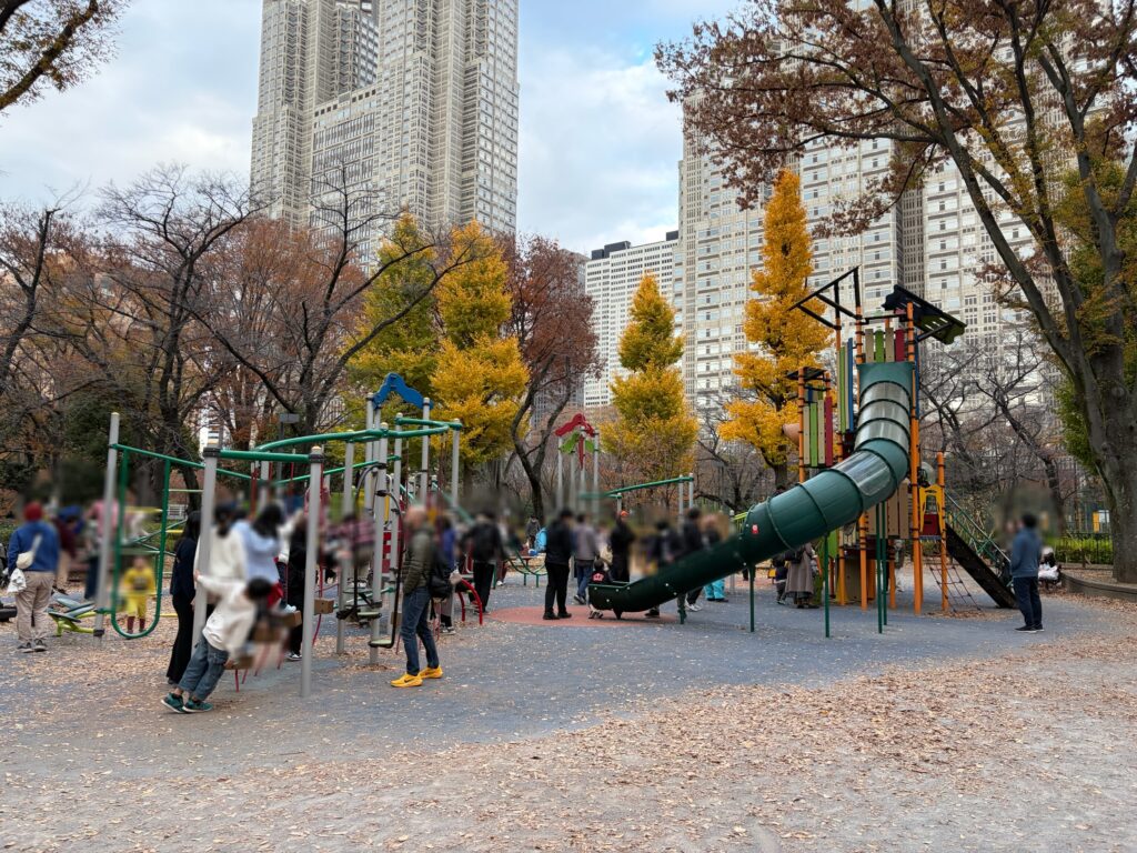 ちびっこ広場の遊具です。