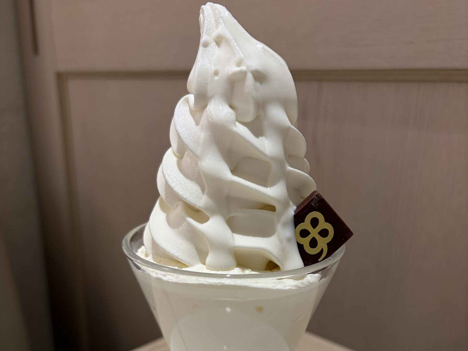 よつ葉ミルクプレイスのパフェです。