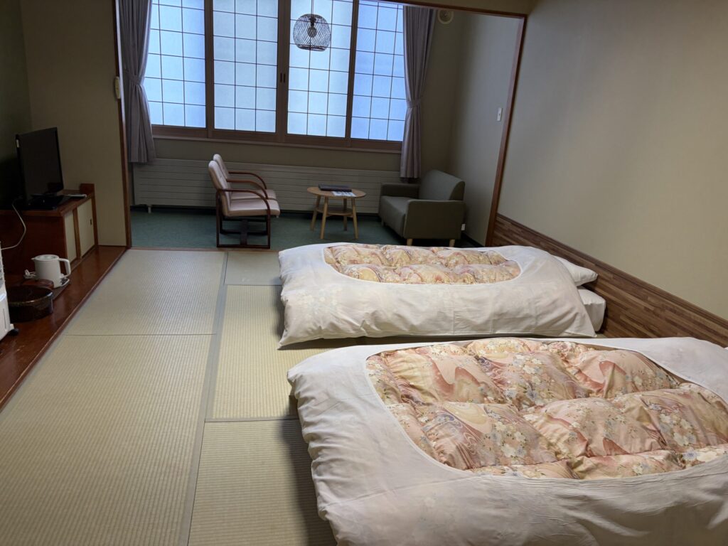 湖側和室の写真です。