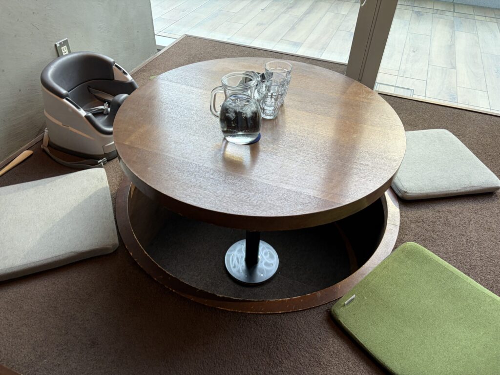 小上がり席の写真です。