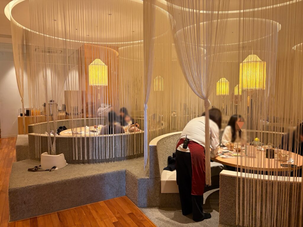 プレミアム円卓シートの写真です。