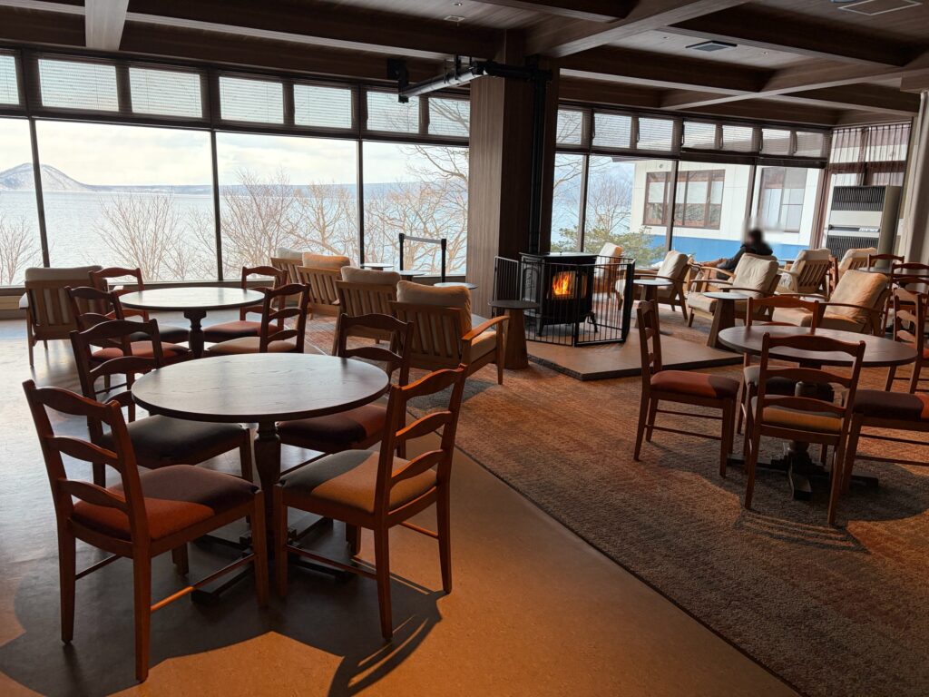 宿泊者専用ラウンジです。