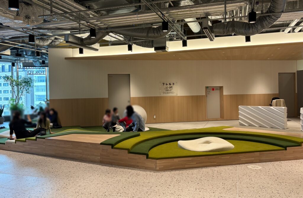 サウス棟5階の遊び場です。