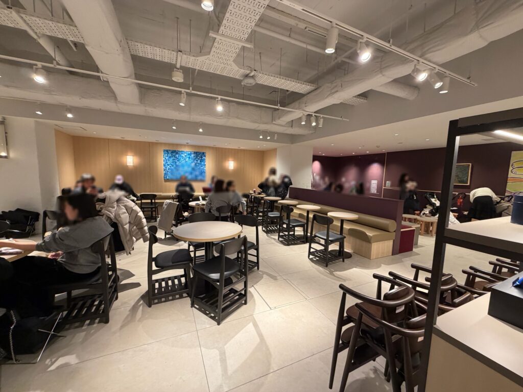 THE CITY BAKERYの店内の様子です。