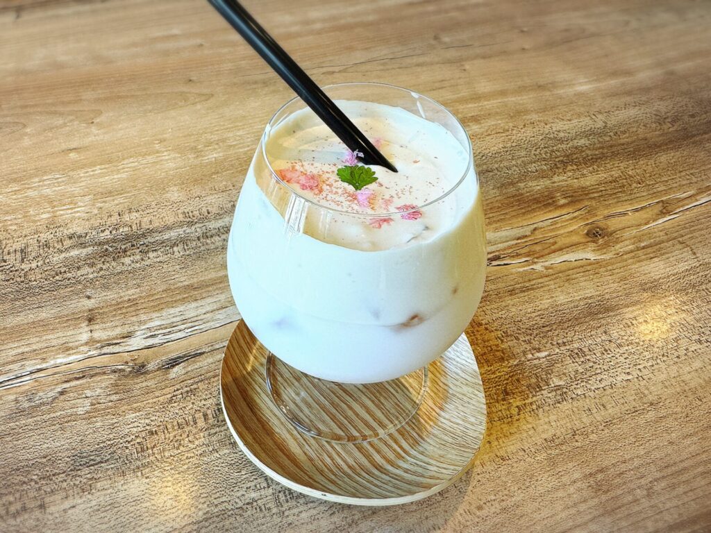 紅茶ラテの写真です。