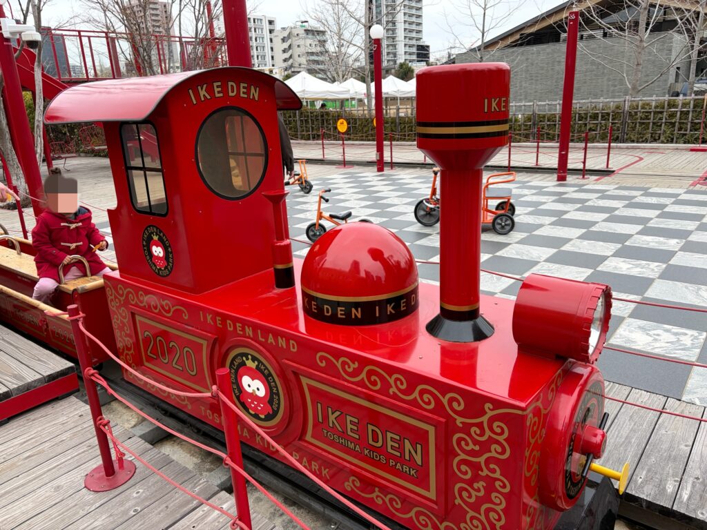 としまキッズパークのSLの写真です。