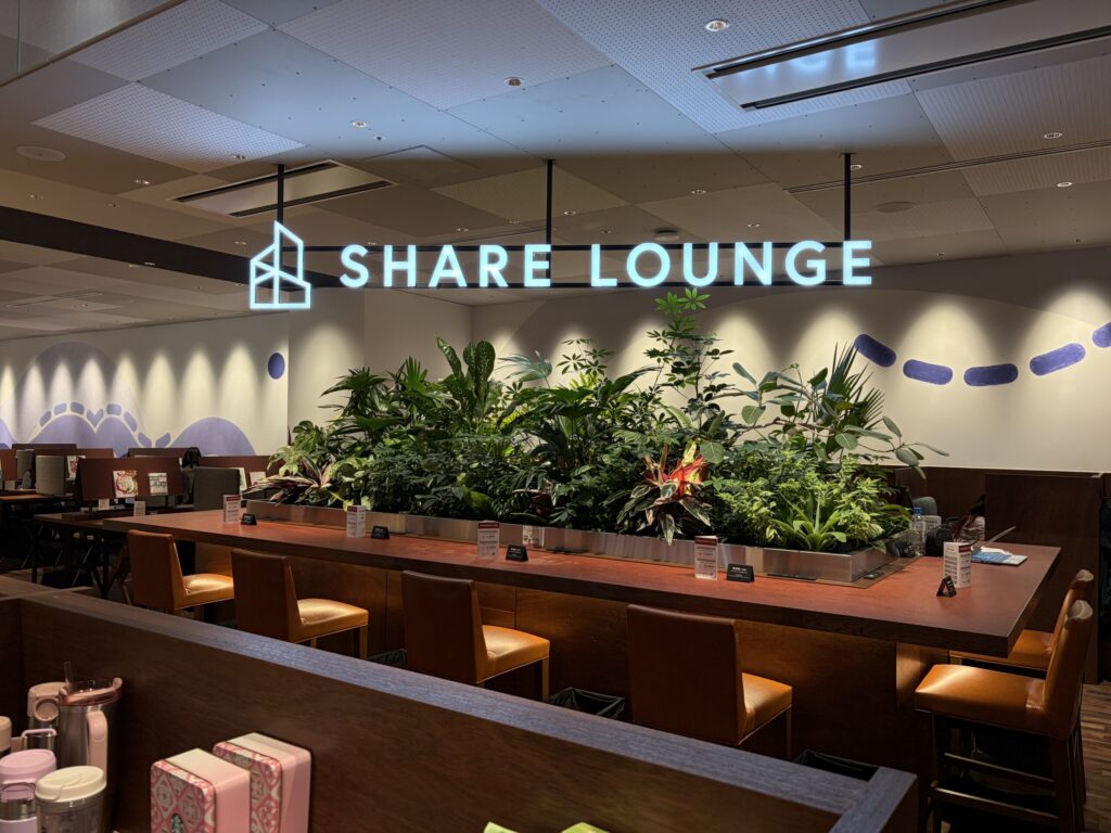 シェアラウンジの外観です。