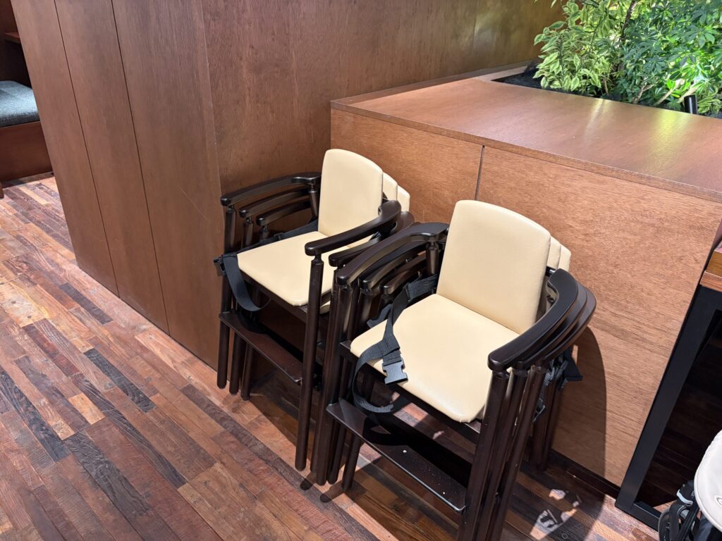 子ども用椅子の写真です。