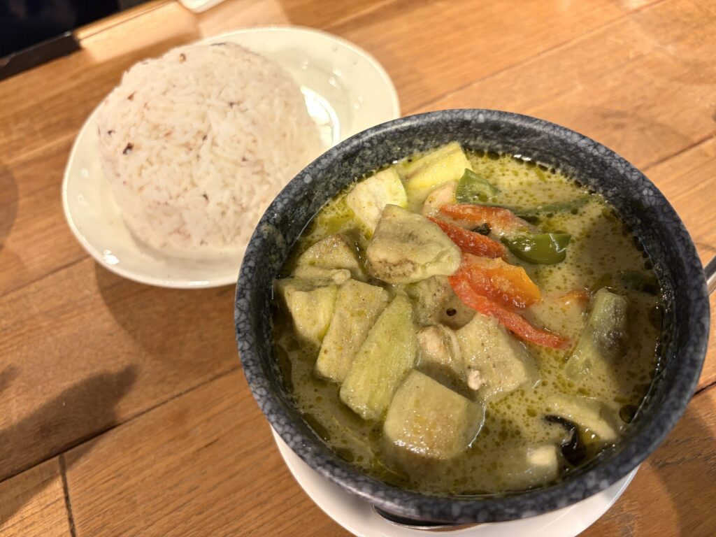 グリーンカレーの写真です。
