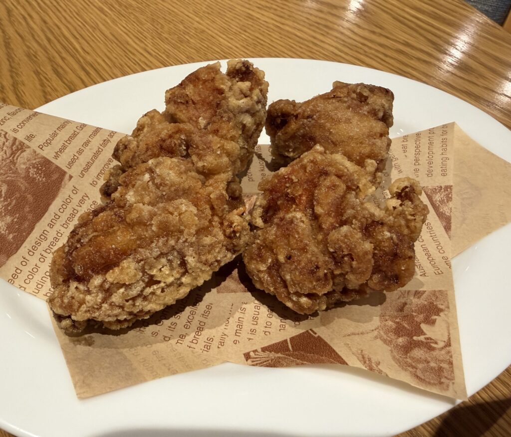 キッズメニューのフライドチキンです。