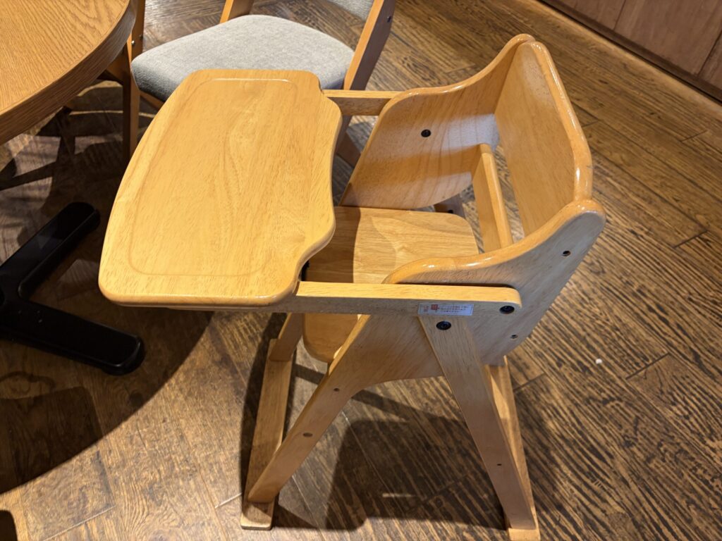 キッズチェアの写真です。