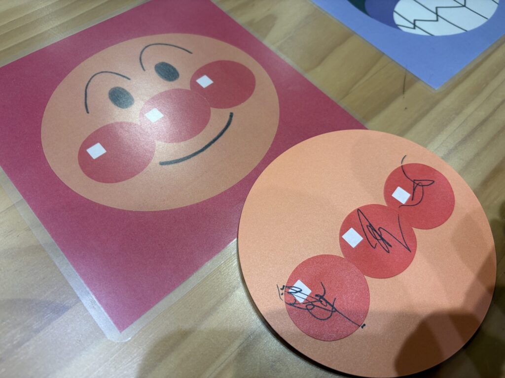 アンパンマンミュージアムの工作教室です。