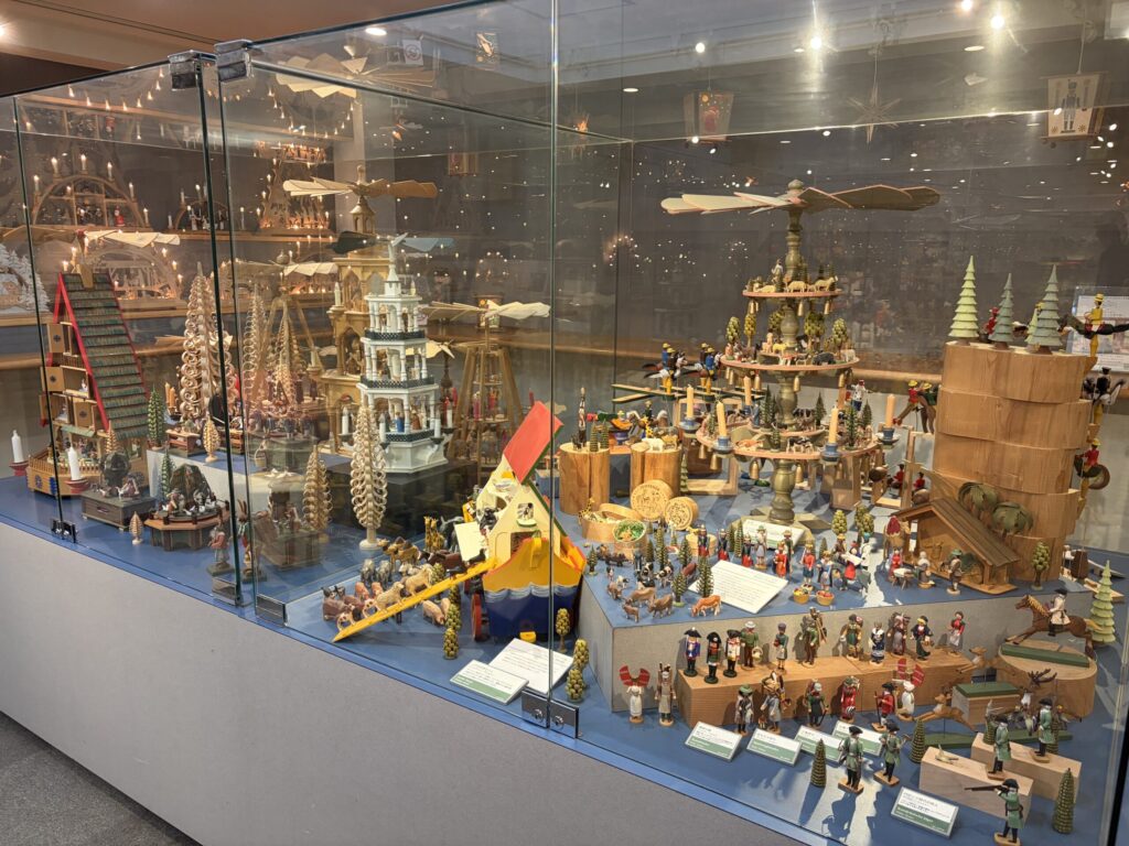 有馬玩具博物館6階の展示です。