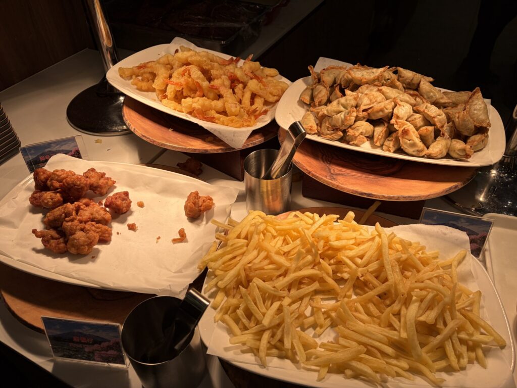 軽井沢1130の夕食ビュッフェです。