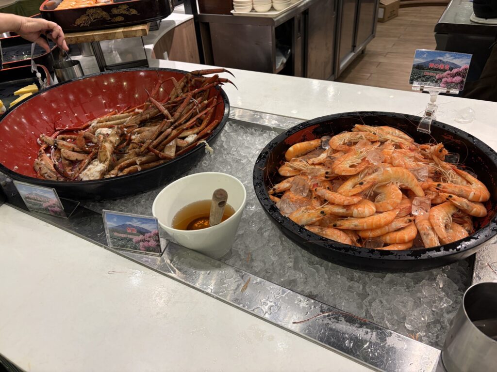 軽井沢1130の夕食ビュッフェのカニです。
