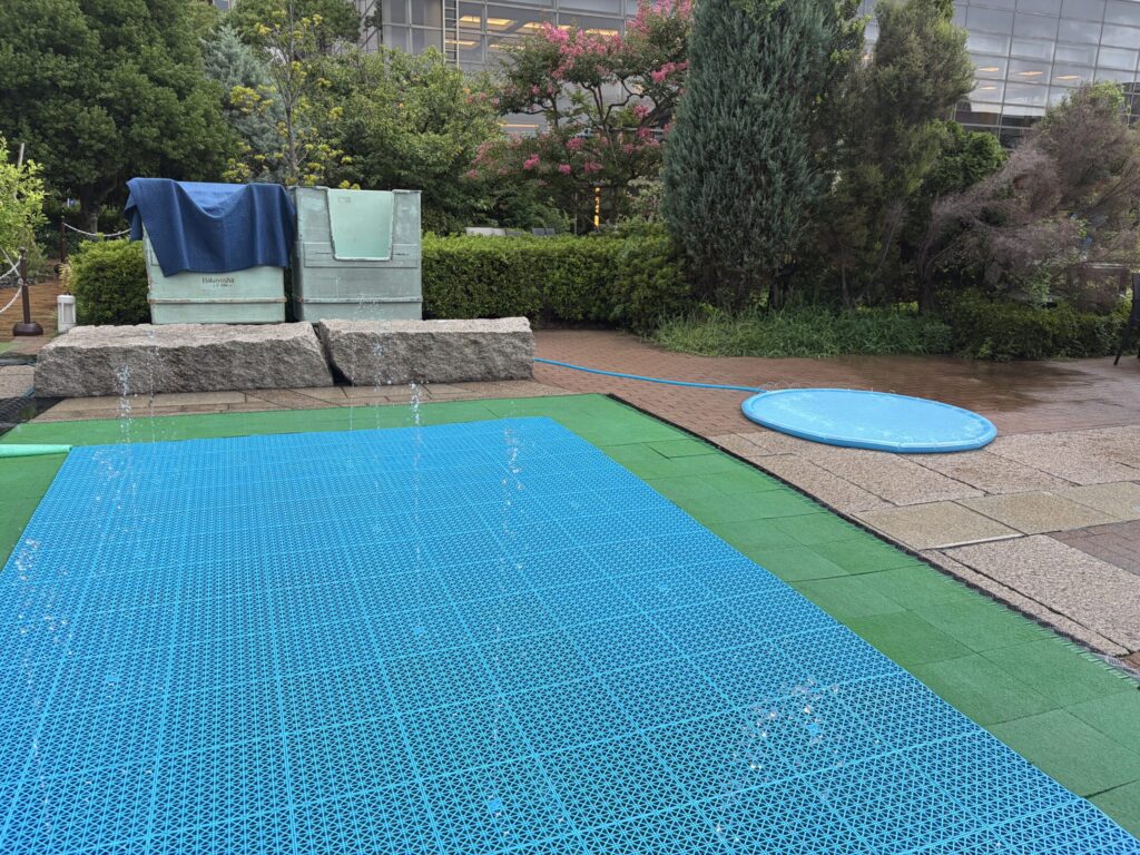 シェラトンのガーデンプールの水遊びエリアです。