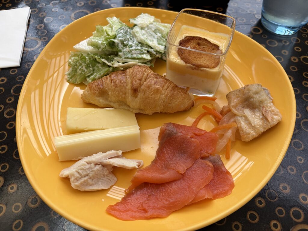 シェラトンのグランカフェの朝食です。
