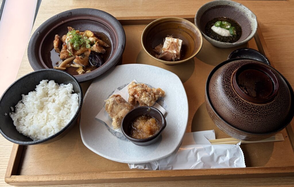 和食えんのランチ定食です。