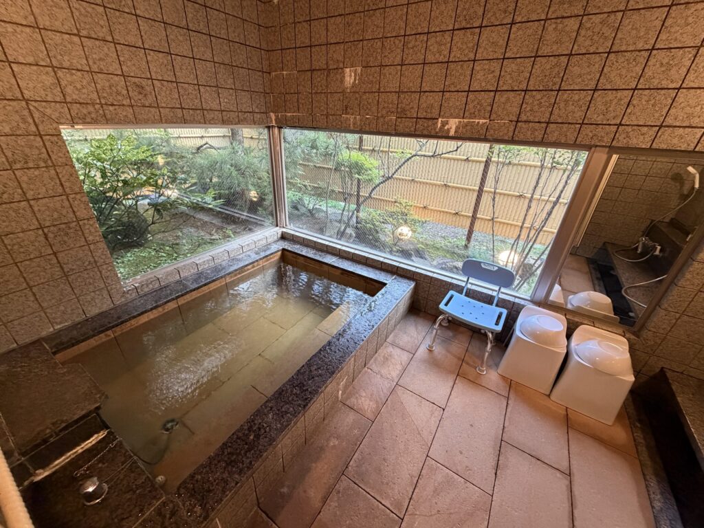 TAOYA秋保の貸切風呂です。
