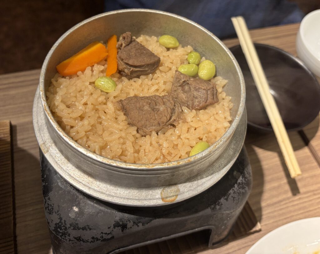 TAOYA秋保の牛タン釜飯です。