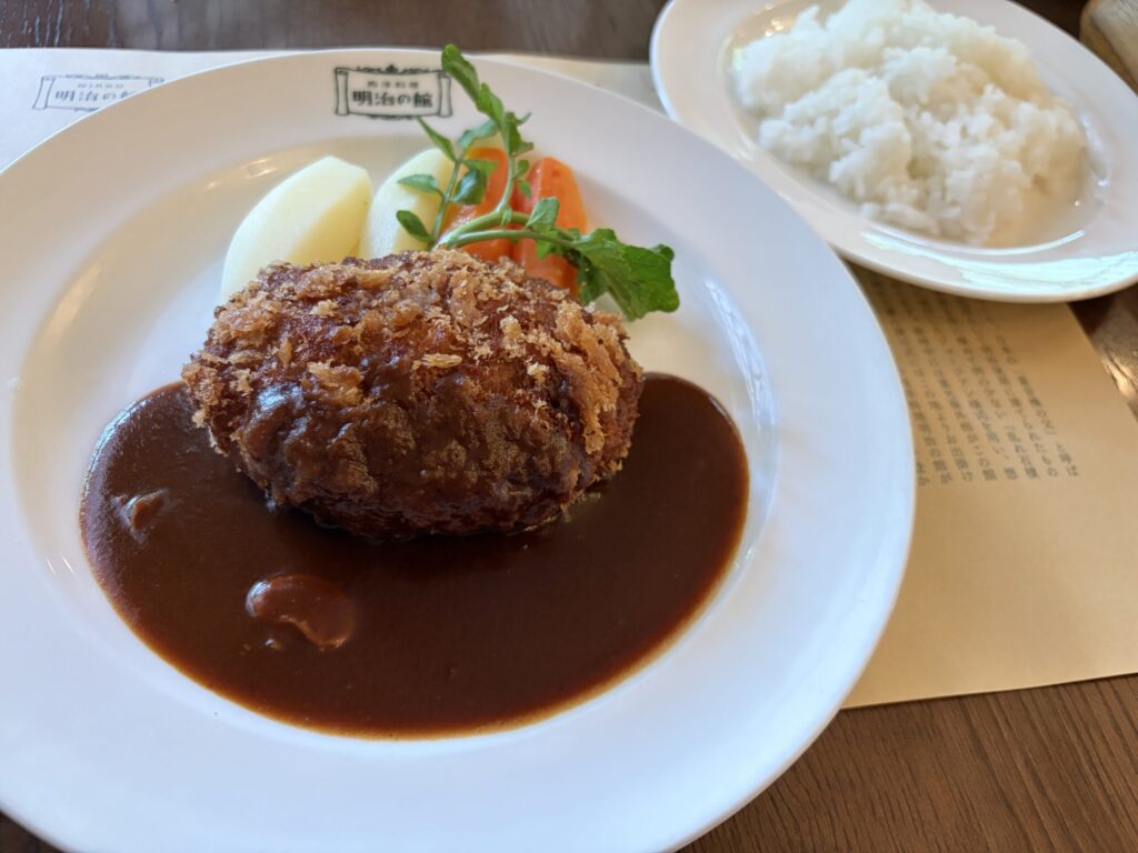 明治の館のミンチカツレツです。