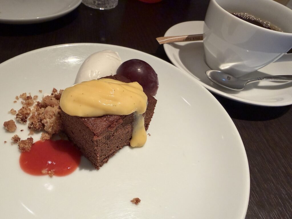 THE DOMEのデザートとカフェです。